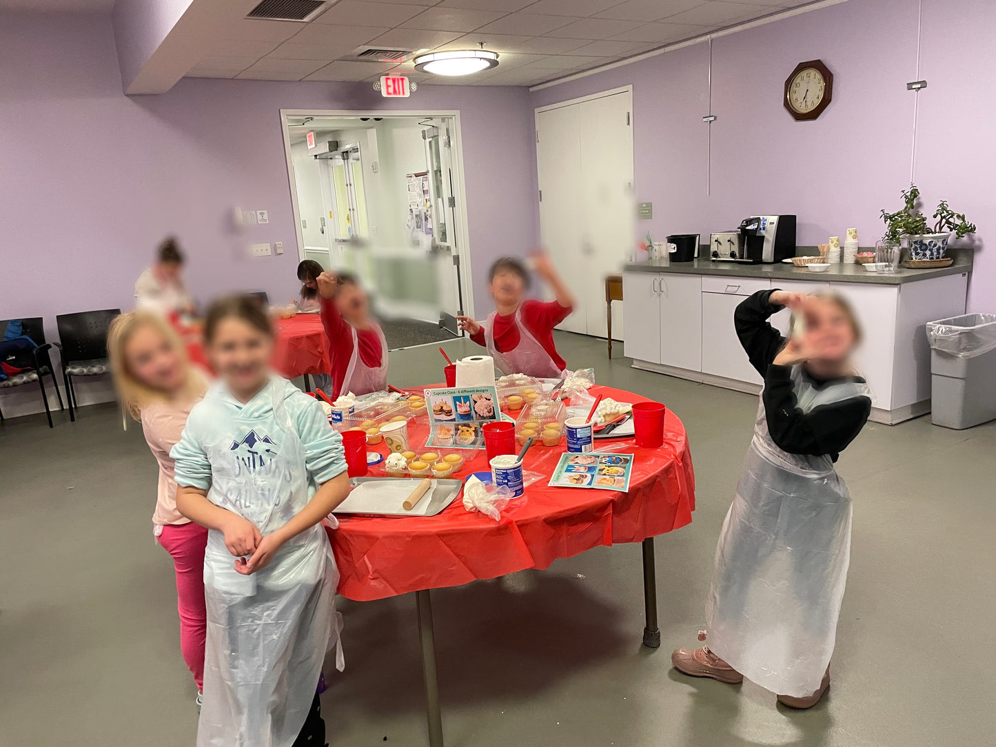 Children's Cupcake Decorating Class - 2 hours