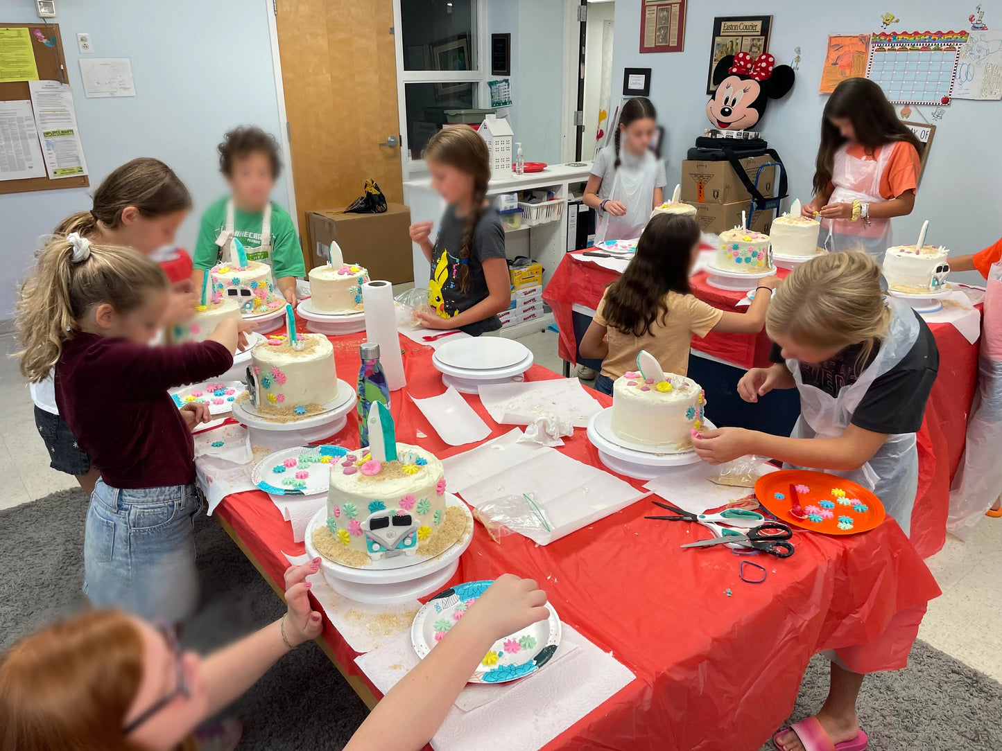 Children's Cake Decorating Class - 2 hours 15 minutes